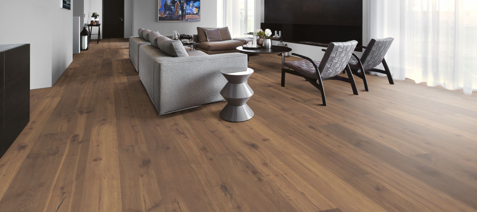 Паркетная доска Kahrs Променад дуб Омбра Ombra 151NDMEK13KW240 Dynamic 2420×187×15 фото в интерьере Паркетная доска Kahrs Променад дуб Омбра Ombra 151NDMEK13KW240 Dynamic 2420×187×15 фото в интерьере