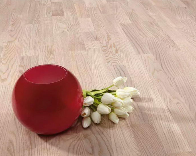 Паркетная доска Polarwood Classic Дуб Tundra White matt 3S 2G 2266×188×14 фото в интерьере