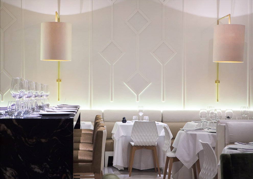 Плинтус под покраску гибкий Orac Decor Fundamentals SX162F 2000×40×10 фото в интерьере Плинтус под покраску гибкий Orac Decor Fundamentals SX162F 2000×40×10 фото в интерьере