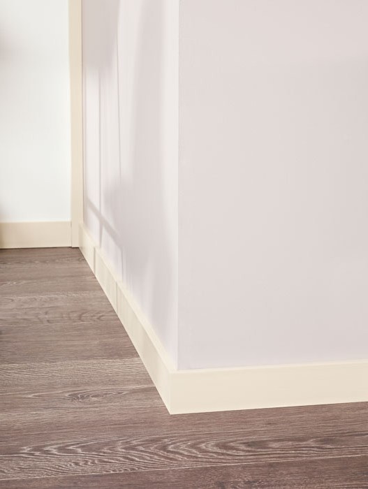 Плинтус под покраску гибкий Orac Decor Select SX157F 2000×66×13 фото в интерьере Плинтус под покраску гибкий Orac Decor Select SX157F 2000×66×13 фото в интерьере