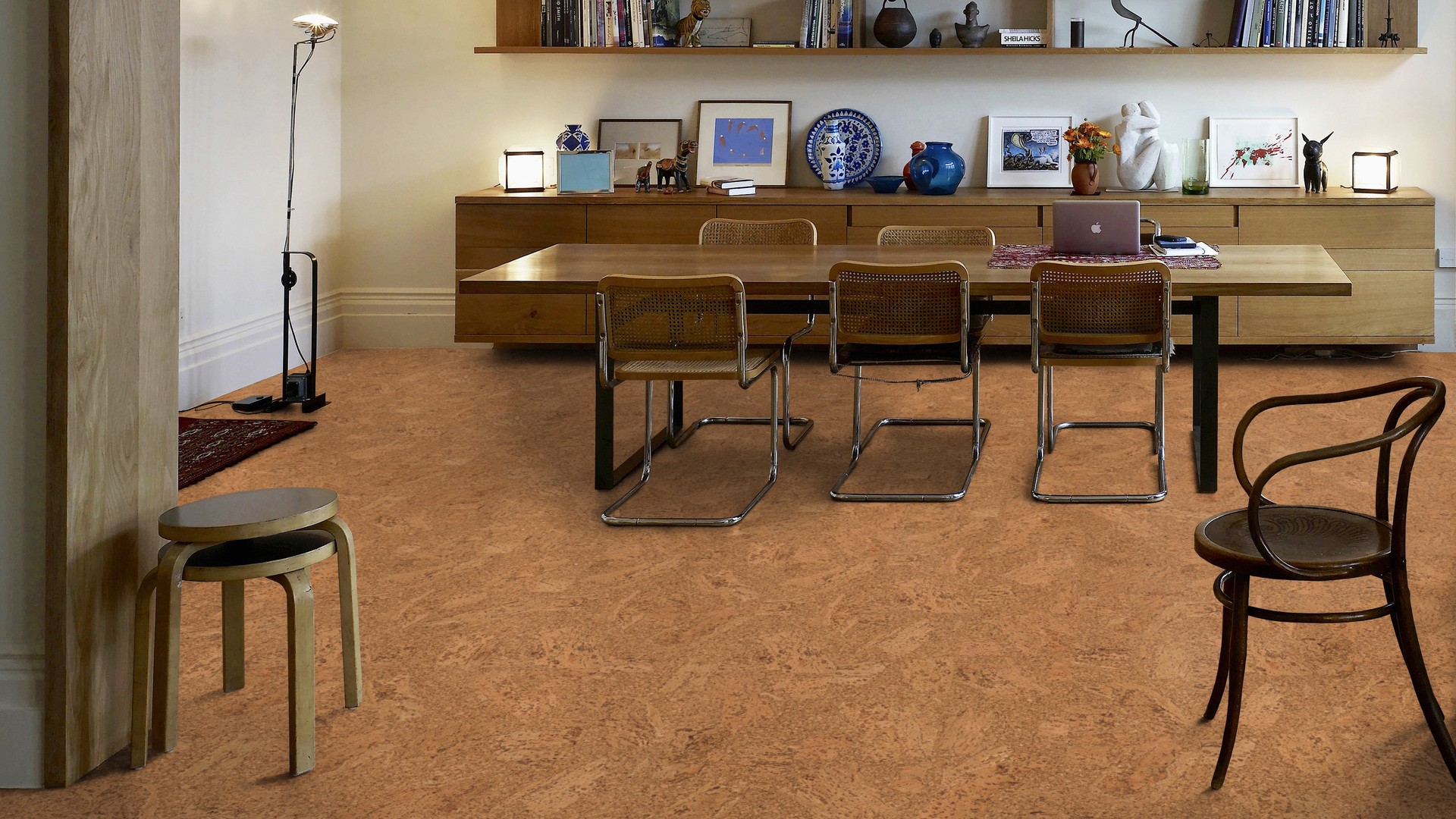 Пробковый пол замковый Wicanders Cork Essence Originals Accent O841002 905×295×10,5 фото в интерьере