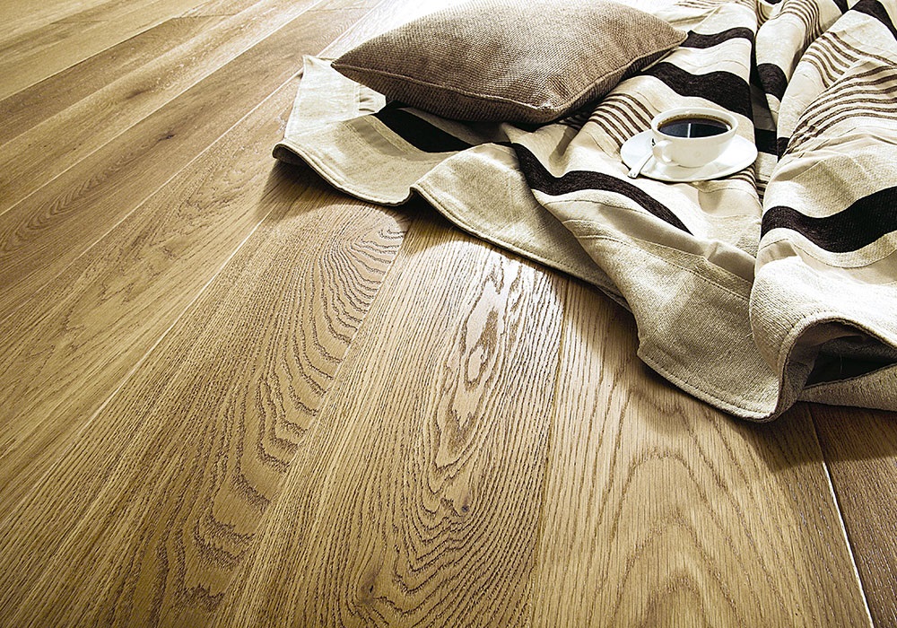 Паркетная доска Barlinek Pure дуб Caramel Grande 2200×180×14 фото в интерьере Паркетная доска Barlinek Pure дуб Caramel Grande 2200×180×14 фото в интерьере