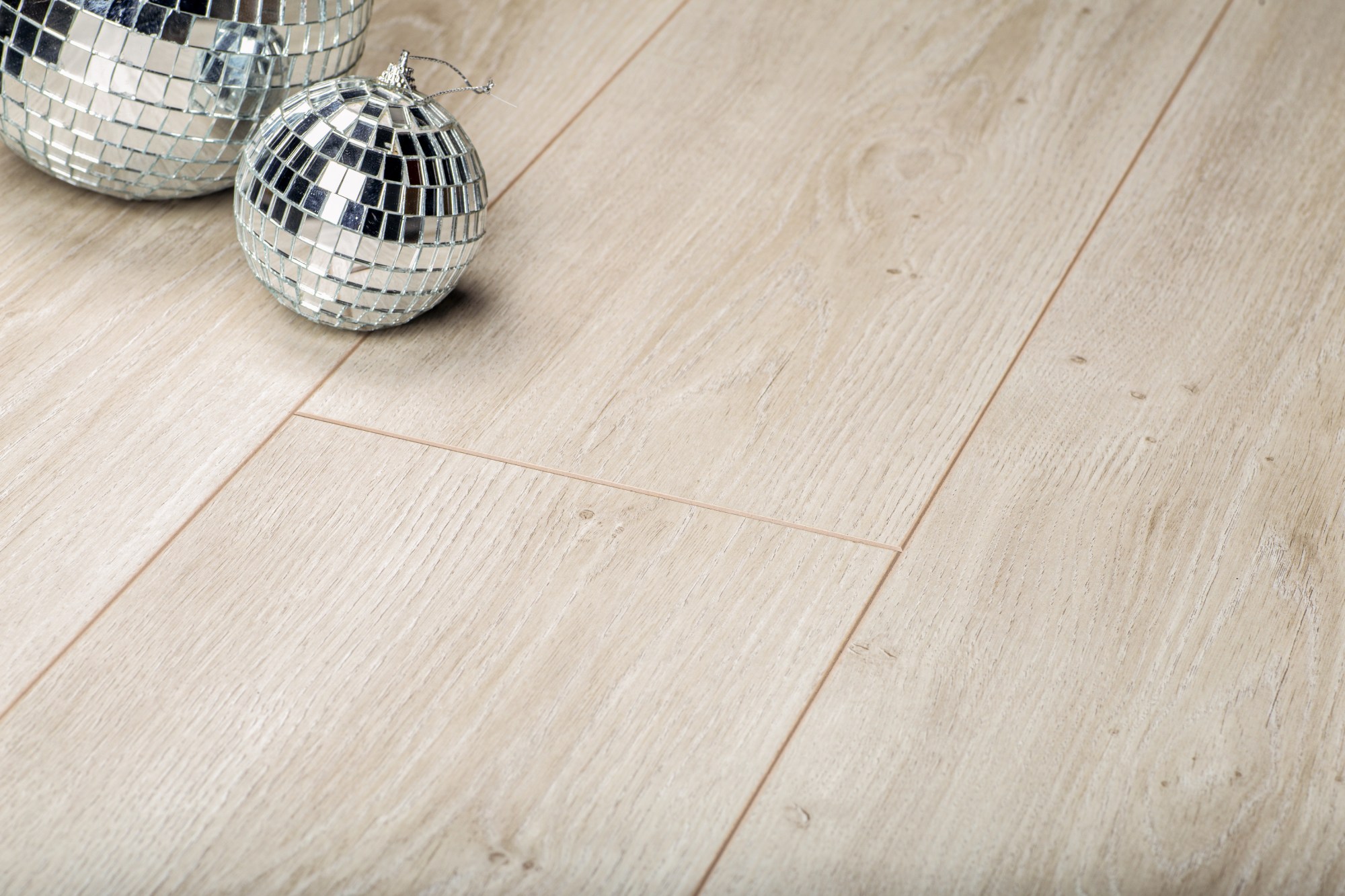 Ламинат Kronopol Aurum Symfonia Aqua Oak Largo D 4526 1380×191×12 Ламинат Kronopol Aurum Symfonia Aqua Oak Largo D 4526 1380×191×12