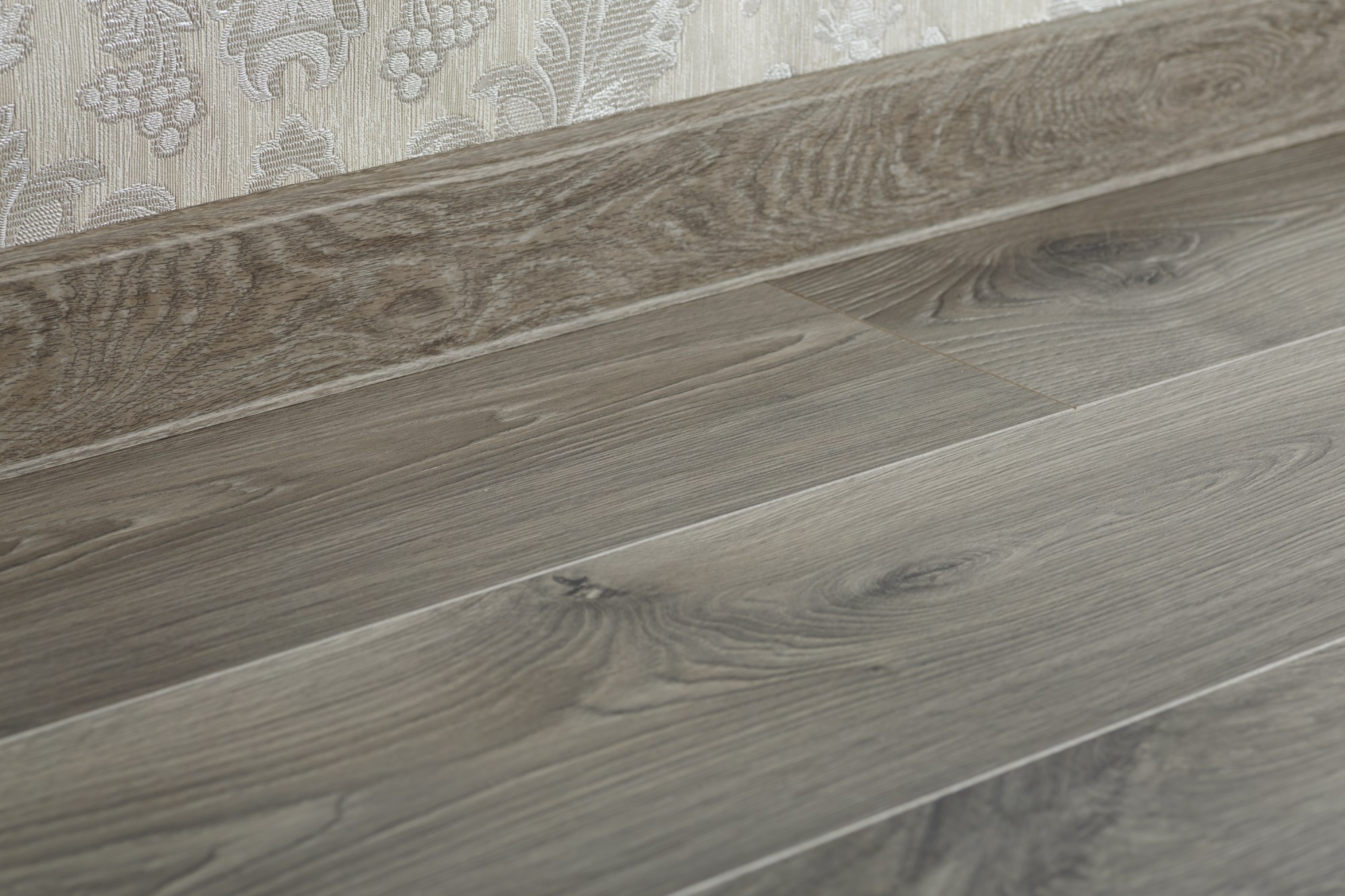 Ламинат Kronopol Aurum Sound Oak Fado D 3885 1375×188×12 Ламинат Kronopol Aurum Sound Oak Fado D 3885 1375×188×12