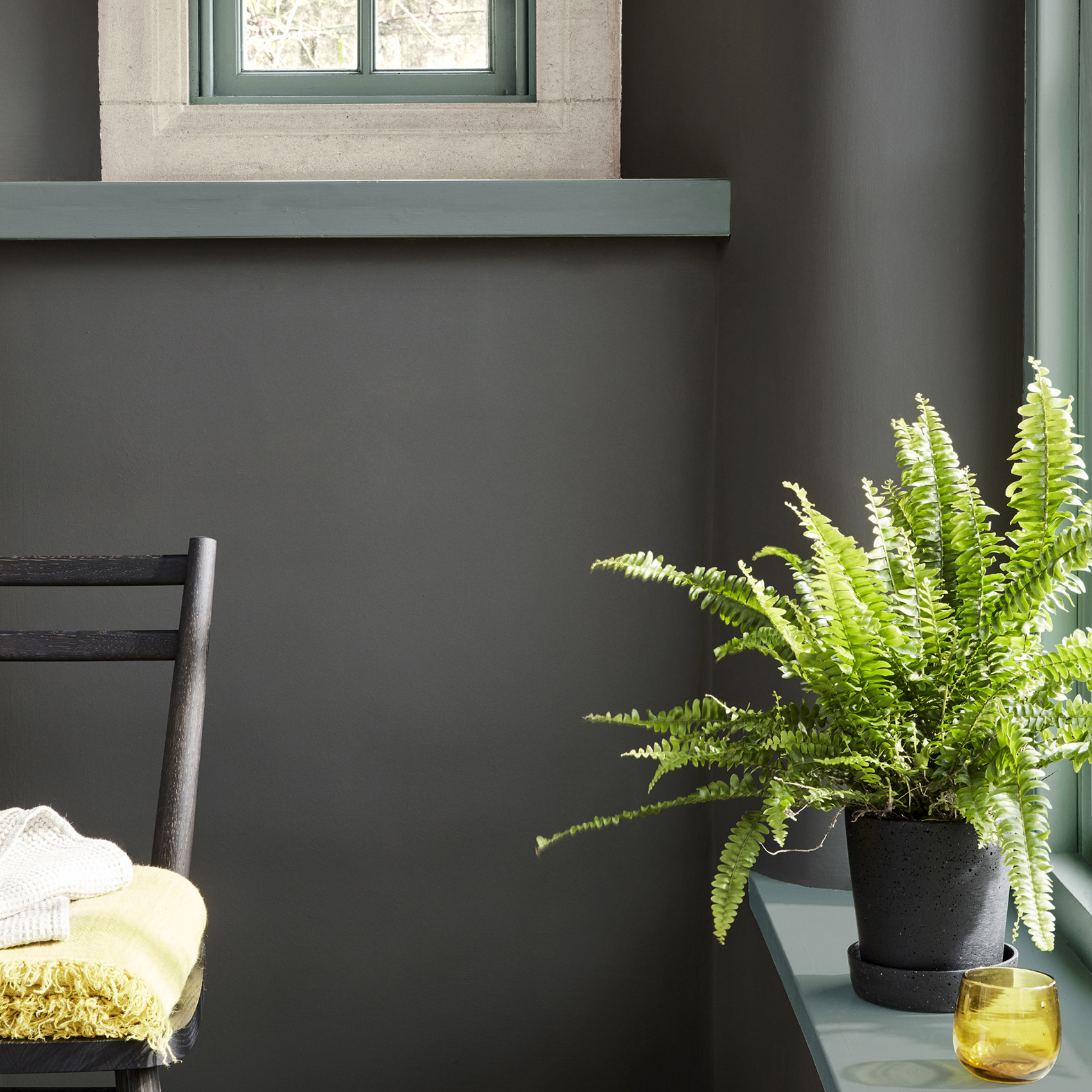 Краска Little Greene цвет Vulcan 324 Interior Oil Eggshell 1 л фото в интерьере