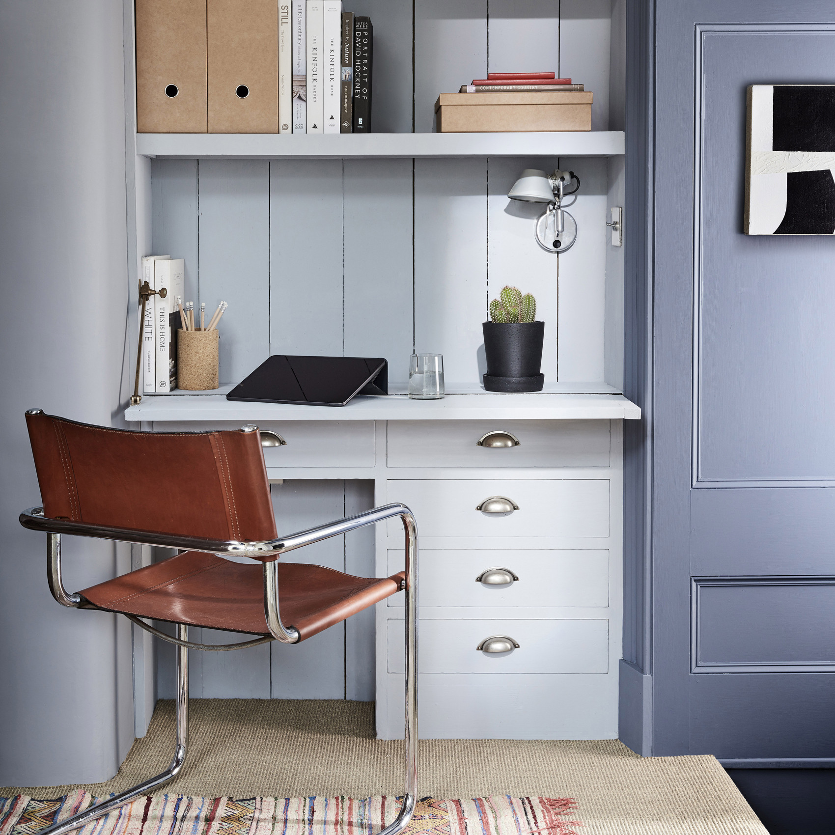 Краска Little Greene цвет Obscura 327 Absolute Matt 0,25 л фото в интерьере