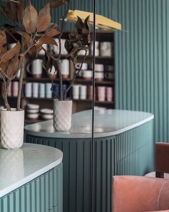 Стеновая панель под покраску Orac Decor Bar W111F гибкая 2000×250×20 фото в интерьере Стеновая панель под покраску Orac Decor Bar W111F гибкая 2000×250×20 фото в интерьере