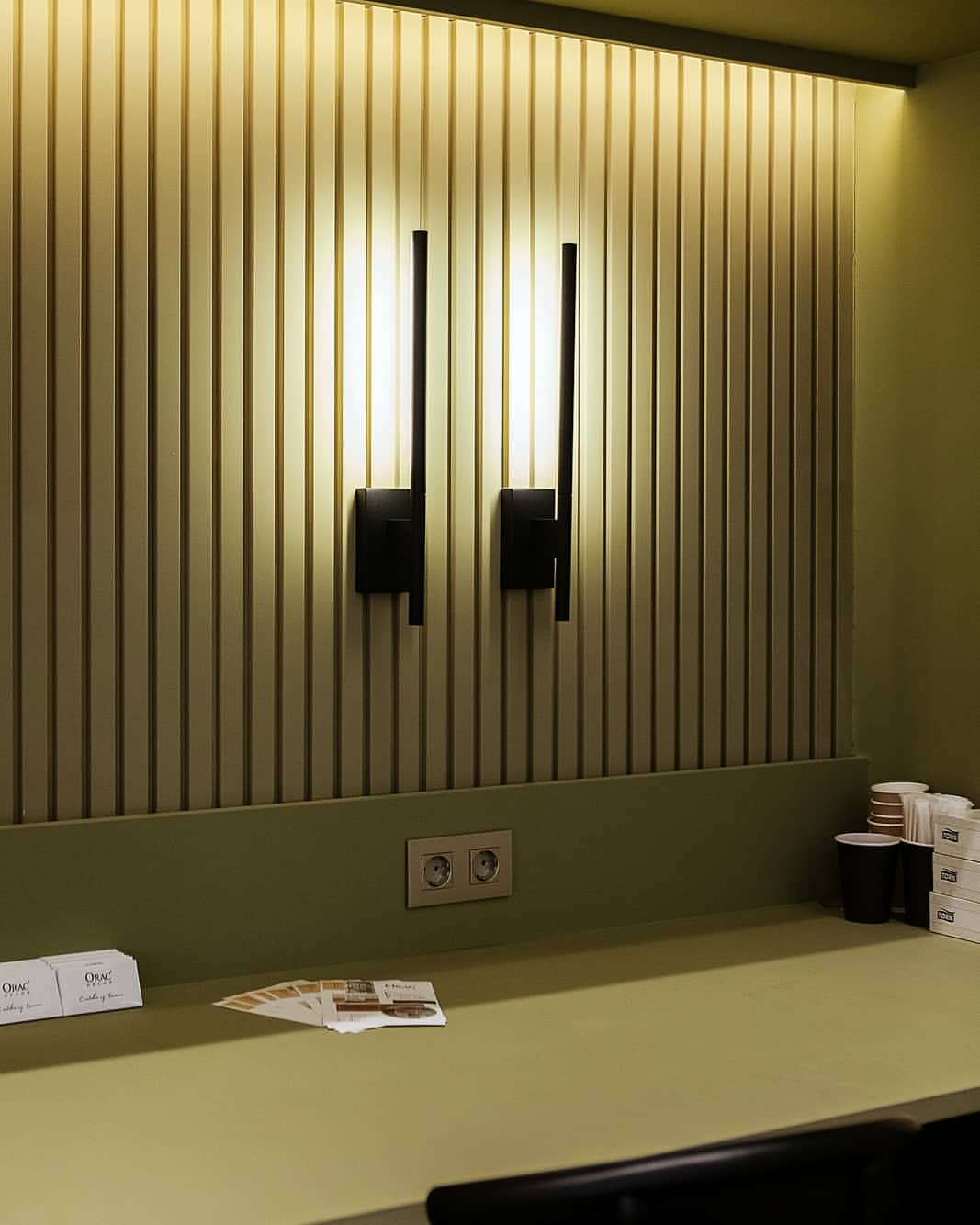 Стеновая панель под покраску Orac Decor Bar W111F гибкая 2000×250×20 фото в интерьере Стеновая панель под покраску Orac Decor Bar W111F гибкая 2000×250×20 фото в интерьере