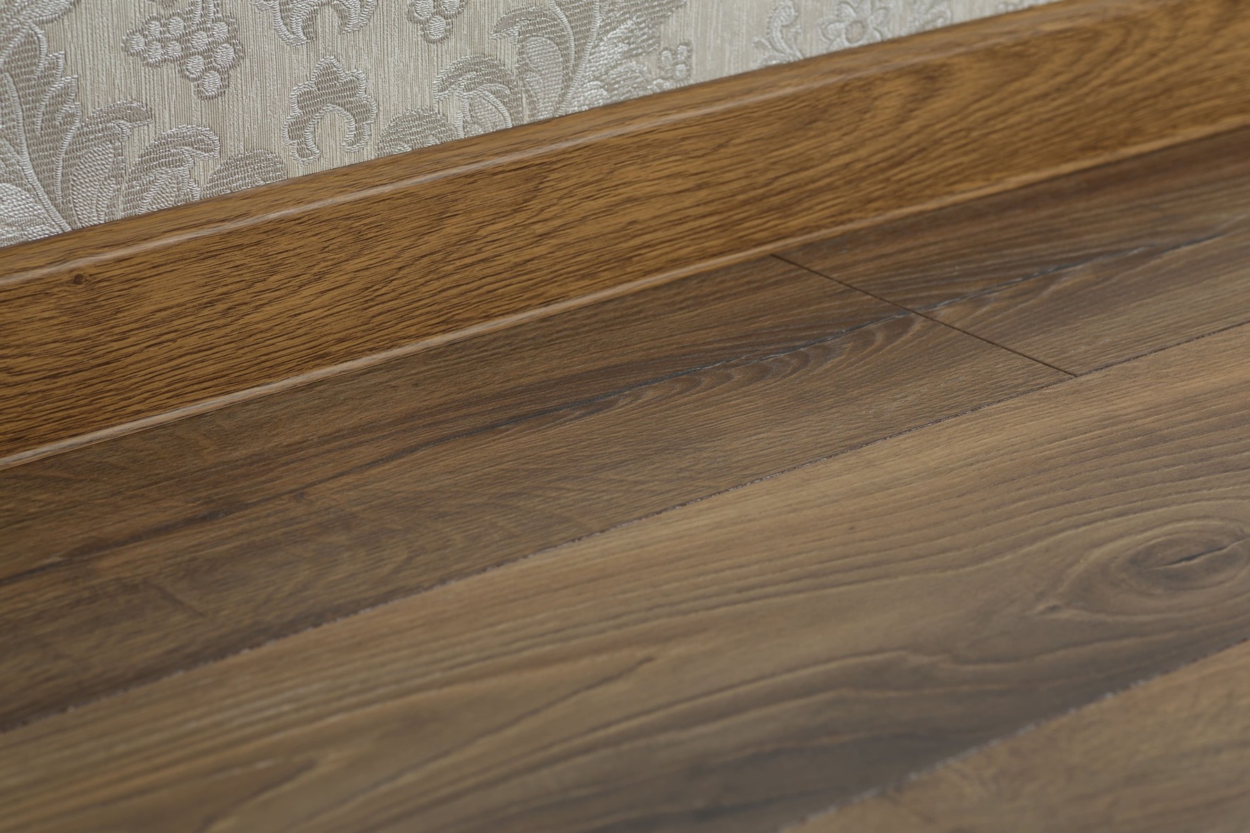 Ламинат Kronopol Aurum Aroma Walnut Barley D 3882 1380×193×10