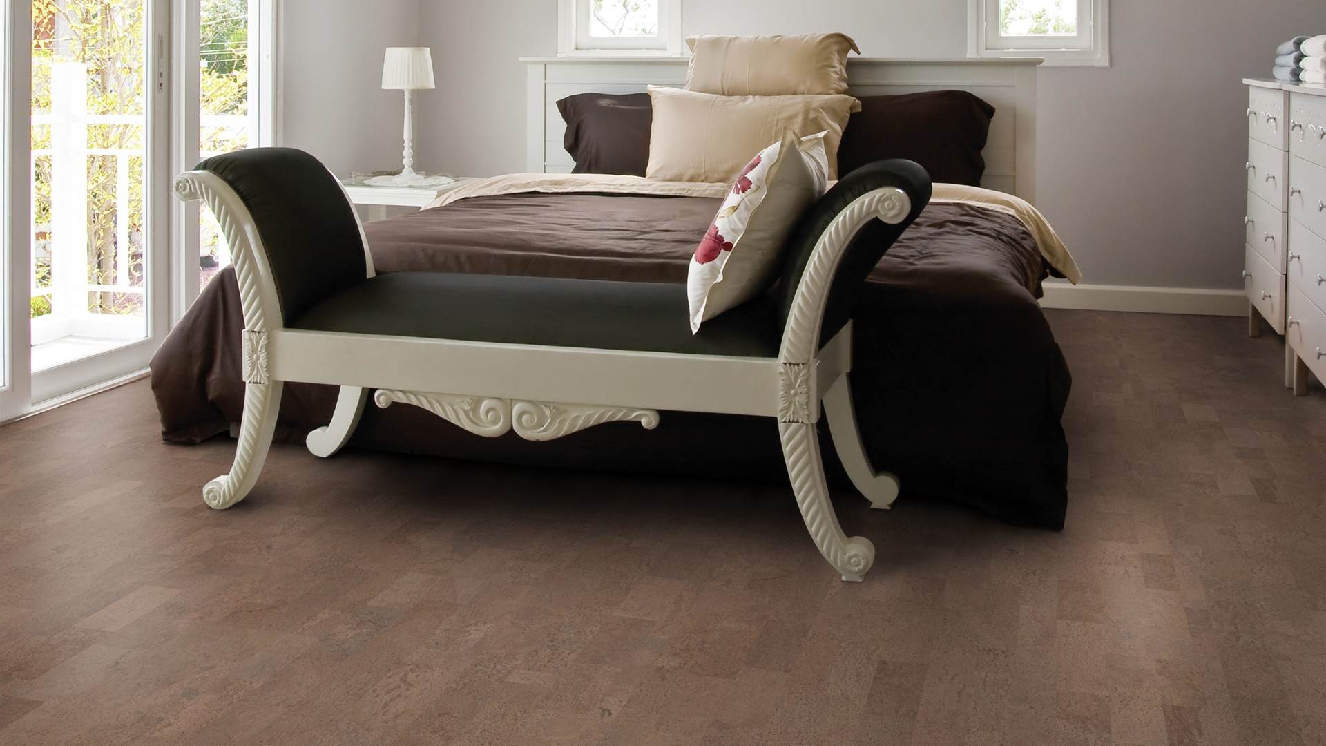 Пробковый пол клеевой Wicanders Cork Pure Identity Tea AJ2R002 600×300×6 фото в интерьере Пробковый пол клеевой Wicanders Cork Pure Identity Tea AJ2R002 600×300×6 фото в интерьере