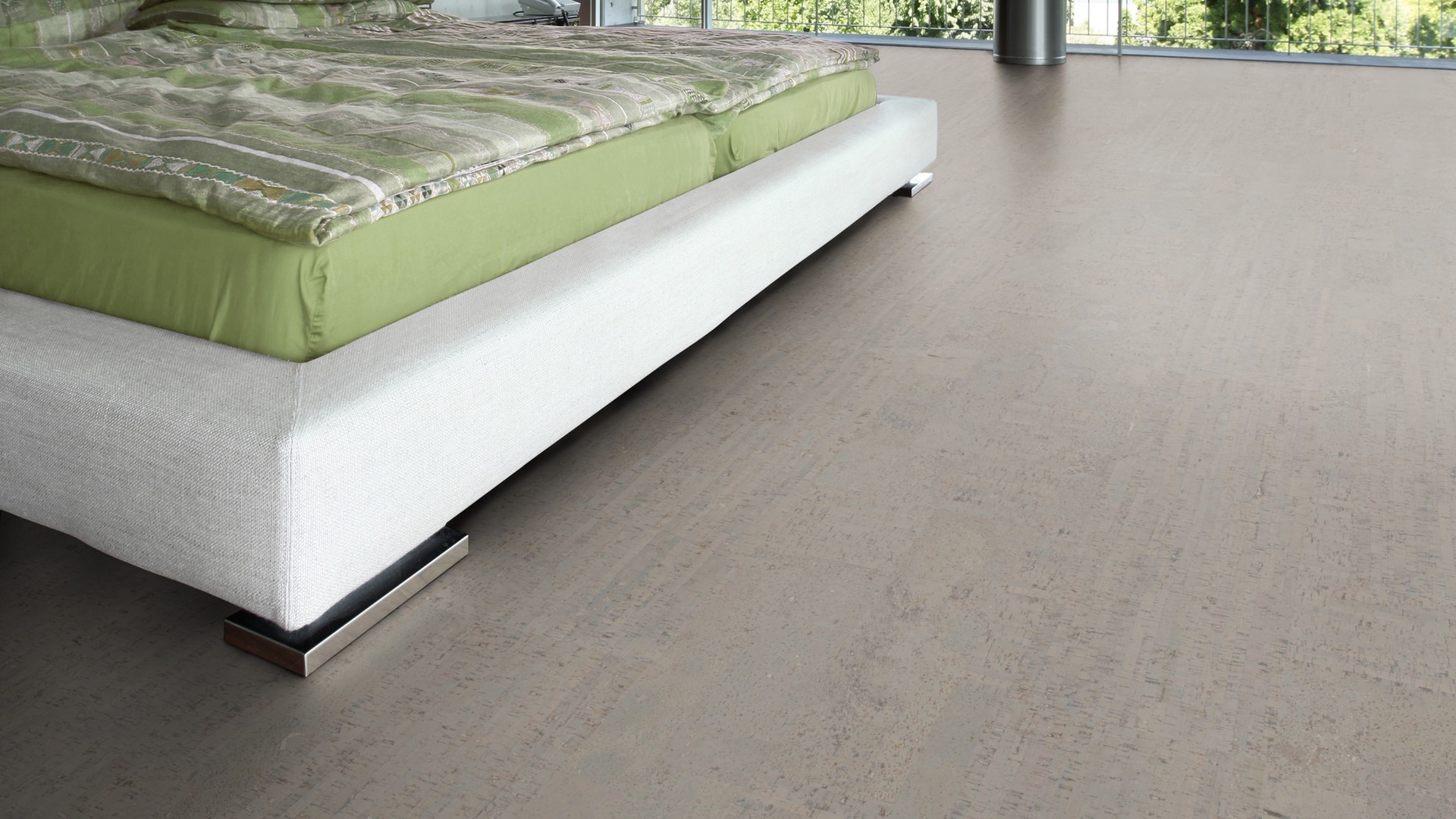 Пробковый пол клеевой Wicanders Cork Pure Fashionable Antracite AJ8Q001 600×300×4 фото в интерьере Пробковый пол клеевой Wicanders Cork Pure Fashionable Antracite AJ8Q001 600×300×4 фото в интерьере