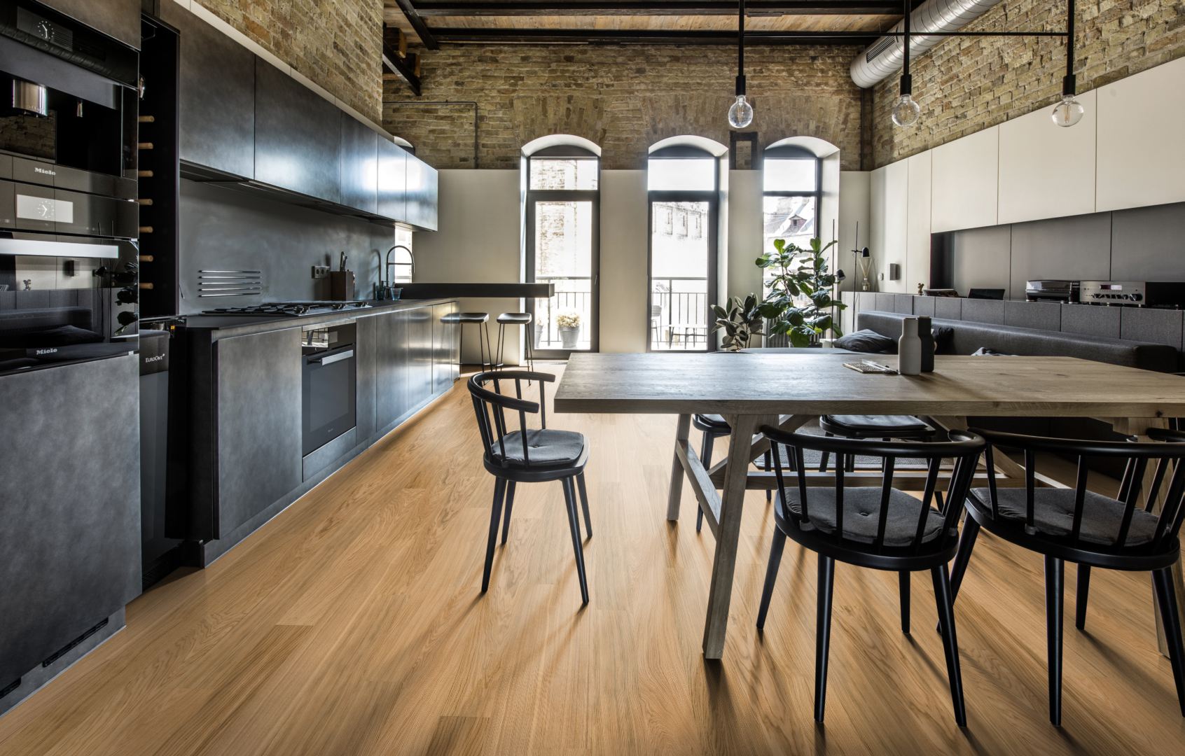 Паркетная доска Kahrs Life Дуб Pure Oak LTCLRW3003-150 Calm 1810×150×7 фото в интерьере
