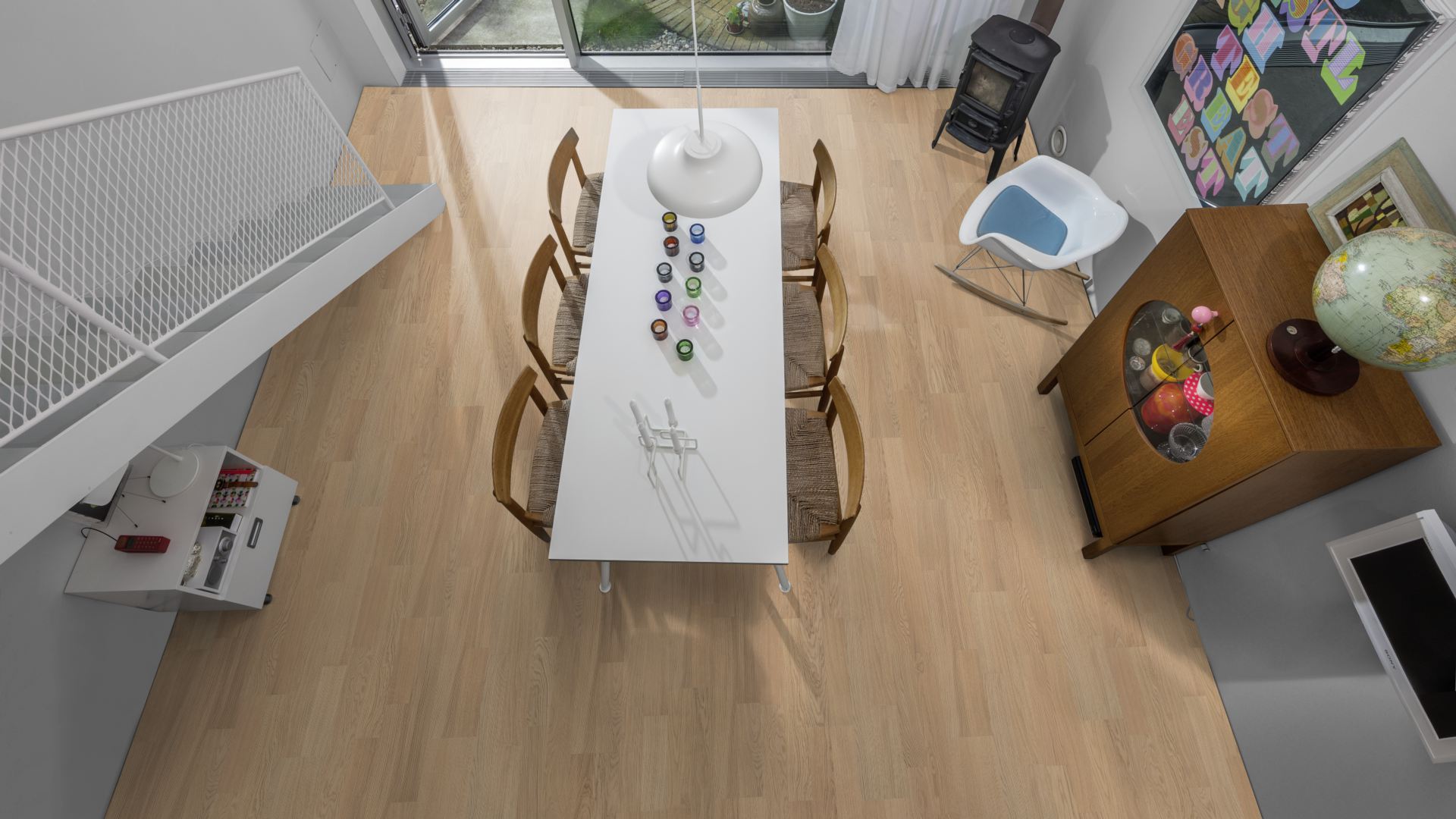 Паркетная доска Kahrs Life Дуб Whole Grain LTCLRW3004-193 Calm 1225×193×7 фото в интерьере Паркетная доска Kahrs Life Дуб Whole Grain LTCLRW3004-193 Calm 1225×193×7 фото в интерьере