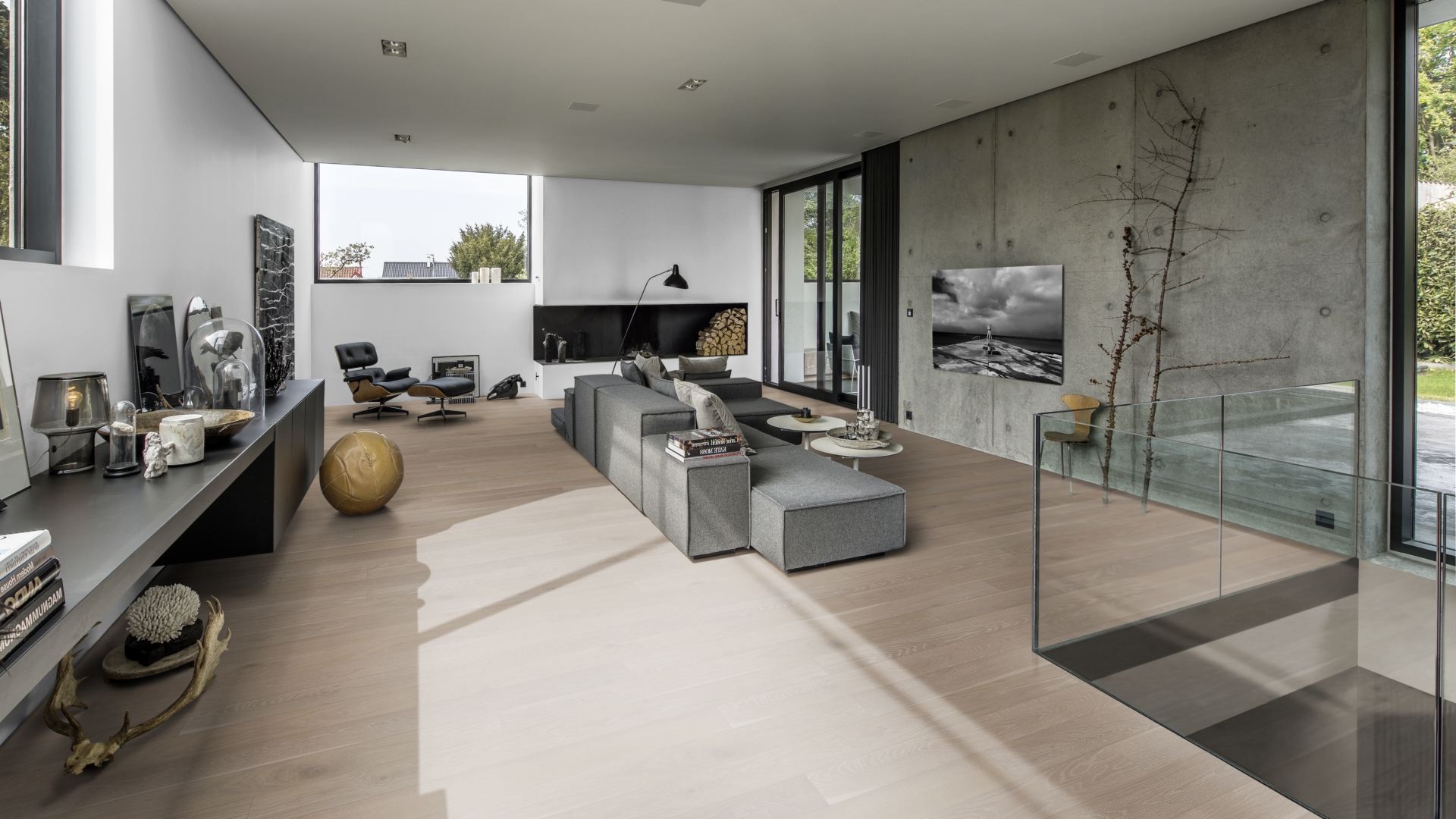 Паркетная доска Kahrs Канвас Дуб Вереск Heather 13106AEK1GKW185 Lively 1860×127×13 фото в интерьере Паркетная доска Kahrs Канвас Дуб Вереск Heather 13106AEK1GKW185 Lively 1860×127×13 фото в интерьере