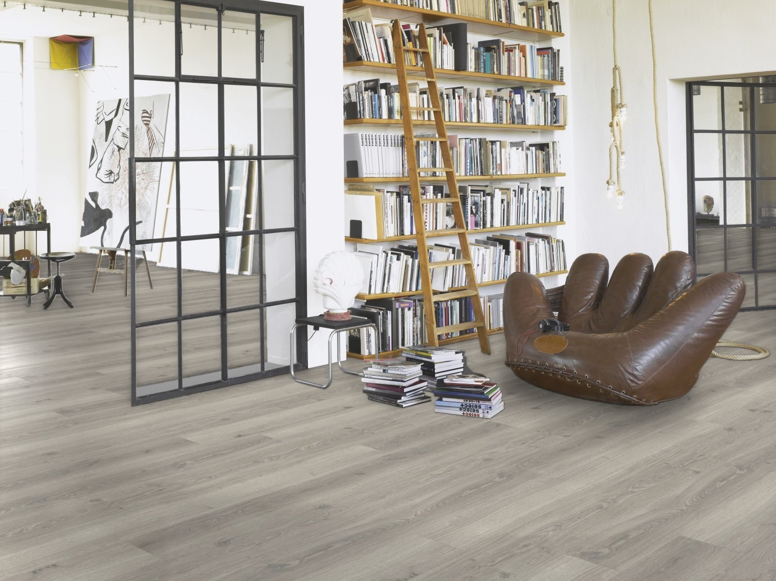 Ламинат Parador Trendtime 6 Дуб Студийный светло-серый 1744707 2200×243×9 фото в интерьере Ламинат Parador Trendtime 6 Дуб Студийный светло-серый 1744707 2200×243×9 фото в интерьере