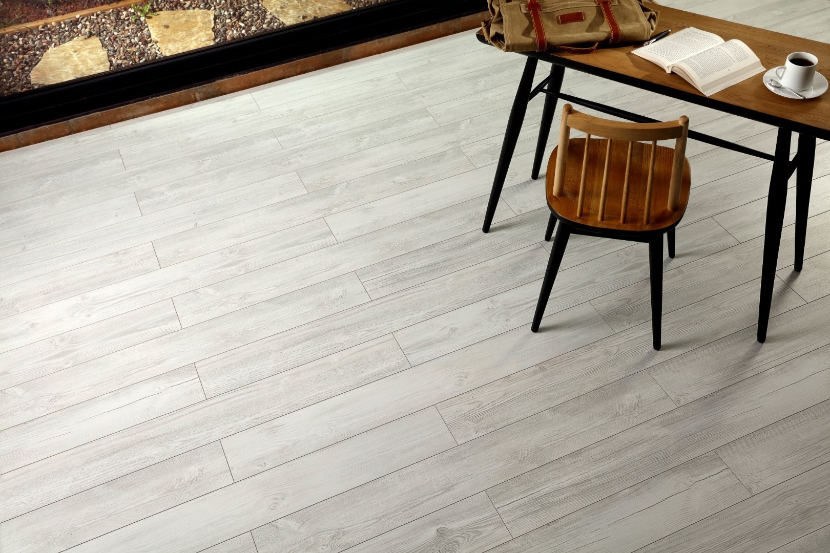 Ламинат AGT Concept Каселла PRK600 1195×154,5×10 фото в интерьере Ламинат AGT Concept Каселла PRK600 1195×154,5×10 фото в интерьере