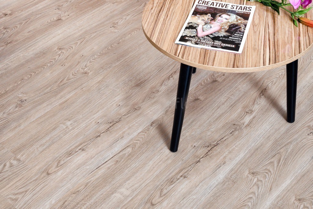 Кварцвиниловая плитка Alpine Floor замковая Sequoia LVT Калифорния ECO 6-6 1219,2×184,2×3,2 фото в интерьере