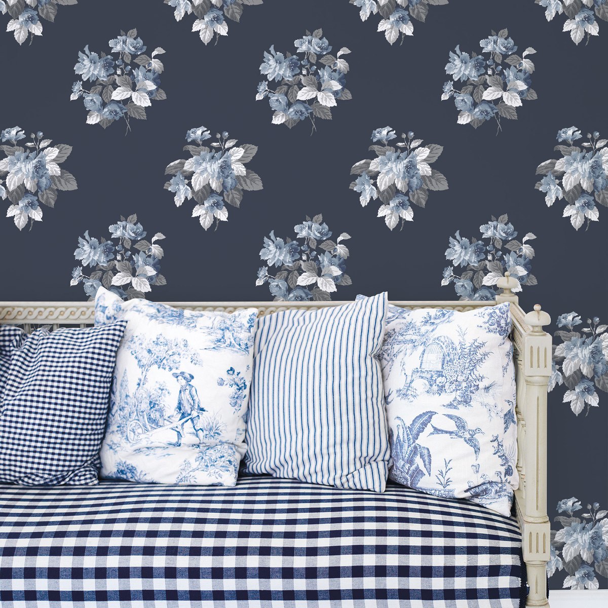 Обои Aura Secret Garden G78498 10,05×0,53 фото в интерьере