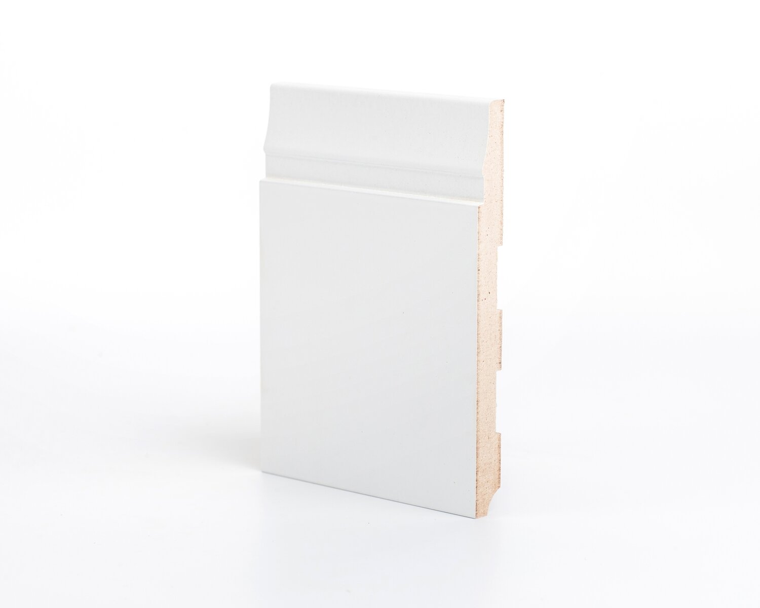 Плинтус МДФ под покраску Ликорн Р 23.133.12 2070×133×12 Плинтус МДФ под покраску Ликорн Р 23.133.12 2070×133×12