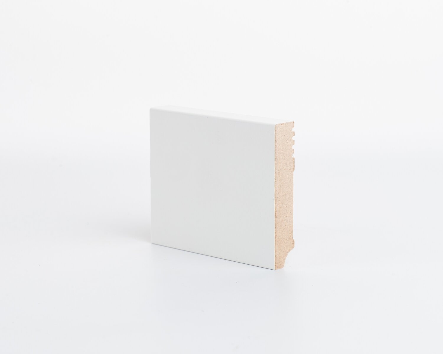 Плинтус МДФ под покраску Ликорн Р 6.80.16 2070×80×16 Плинтус МДФ под покраску Ликорн Р 6.80.16 2070×80×16