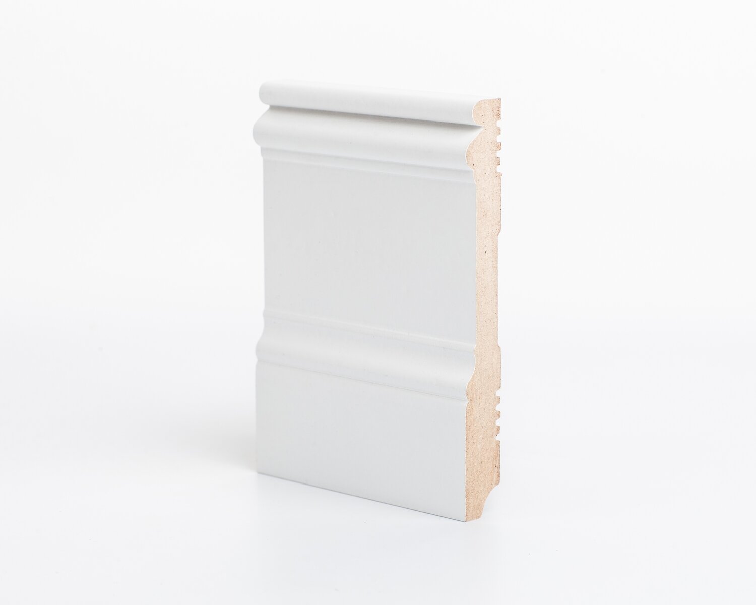 Плинтус МДФ под покраску Ликорн Р 15.134.16 2070×134×16 Плинтус МДФ под покраску Ликорн Р 15.134.16 2070×134×16