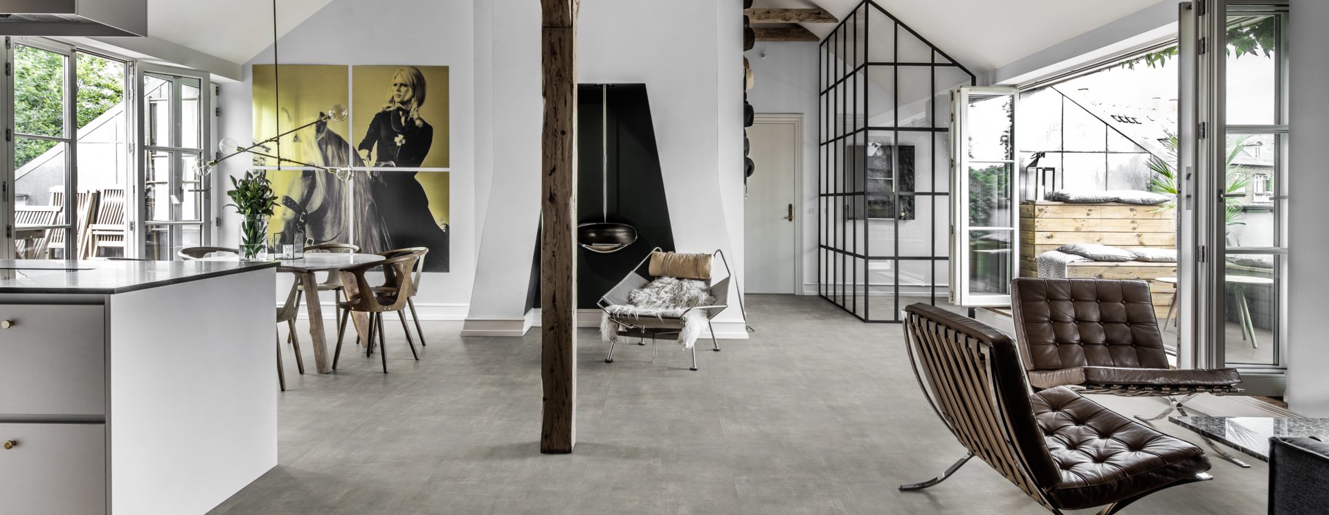 Кварцвиниловый SPC ламинат Kahrs Luxury Tiles Click 5 mm Matterhorn CLS 300 600×300×5 фото в интерьере Кварцвиниловый SPC ламинат Kahrs Luxury Tiles Click 5 mm Matterhorn CLS 300 600×300×5 фото в интерьере