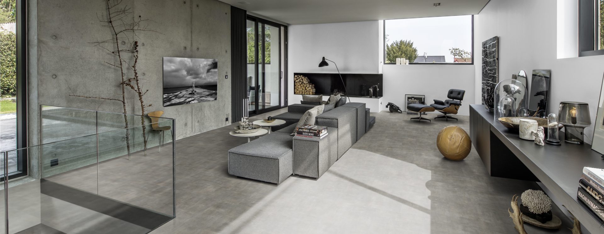 Кварцвиниловый SPC ламинат Kahrs Luxury Tiles Click 5 mm Matterhorn CLS 300 600×300×5 фото в интерьере Кварцвиниловый SPC ламинат Kahrs Luxury Tiles Click 5 mm Matterhorn CLS 300 600×300×5 фото в интерьере