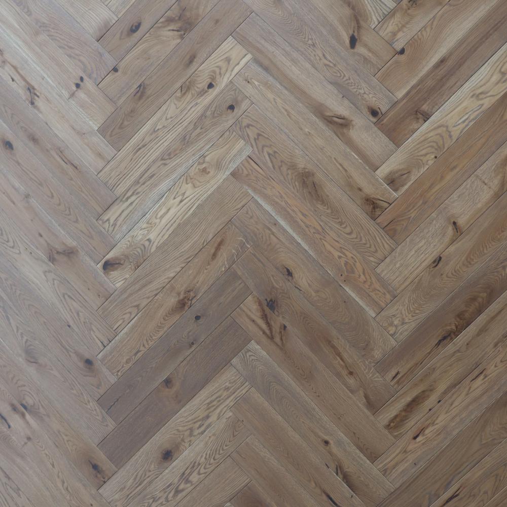 Инженерная доска Polarwood Herringbone Дуб Iberian венгерская елка 600×100×14 Инженерная доска Polarwood Herringbone Дуб Iberian венгерская елка 600×100×14