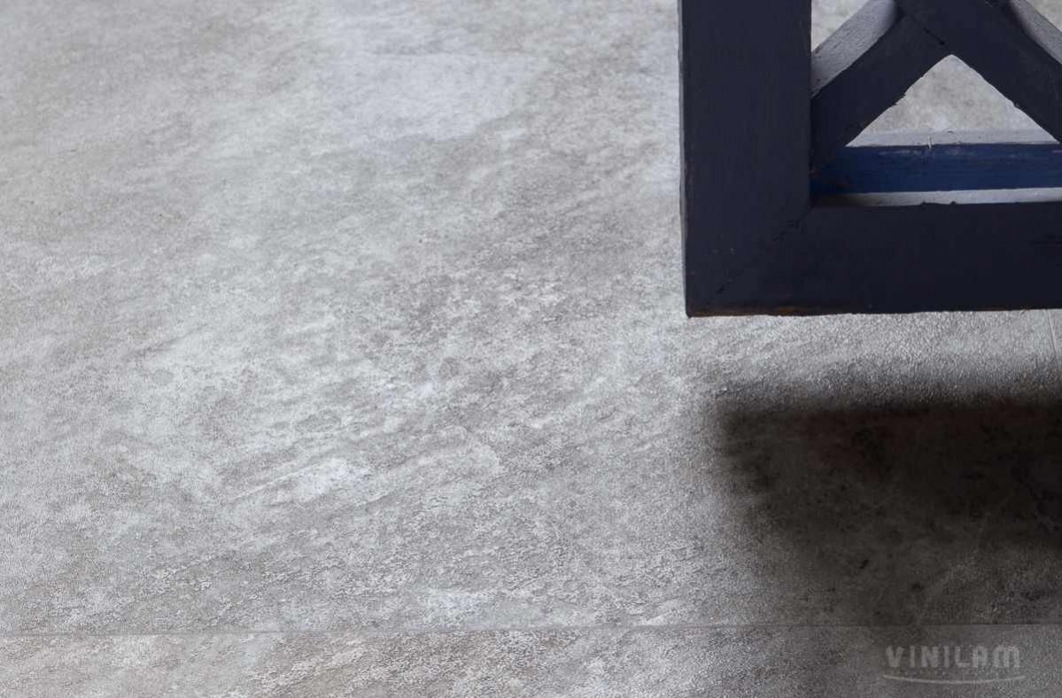 Кварцвиниловая плитка Vinilam клеевая Ceramo Stone Glue Натуральный Камень 61608 950×480×2,5 фото в интерьере
