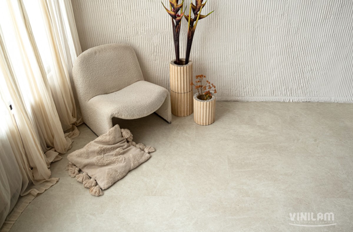 Кварцвиниловая плитка Vinilam клеевая Ceramo Stone Glue Тихая Бухта 71612 950×475×2,5 фото в интерьере