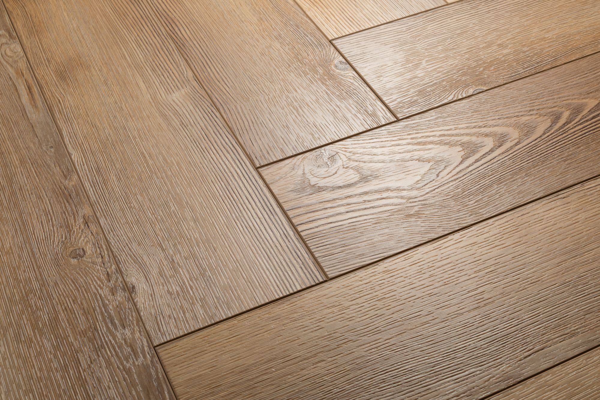 Кварцвиниловый SPC ламинат Aquafloor Space Parquet Light AF4504PQL венгерская елка 610×122×4,5