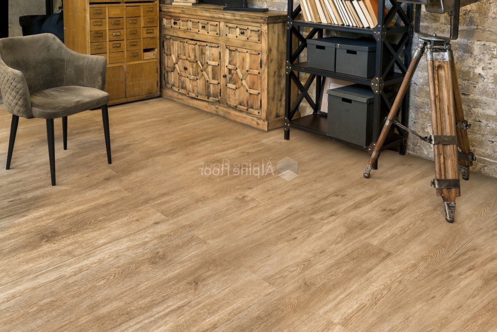 Кварцвиниловая плитка Alpine Floor клеевая Grand Sequoia LVT Камфора ECO 11-502 1219,2×184,15×2,5 фото в интерьере