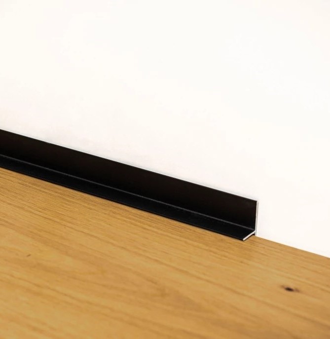 Микроплинтус алюминиевый Modern Decor черный 2000×10×18 Микроплинтус алюминиевый Modern Decor черный 2000×10×18