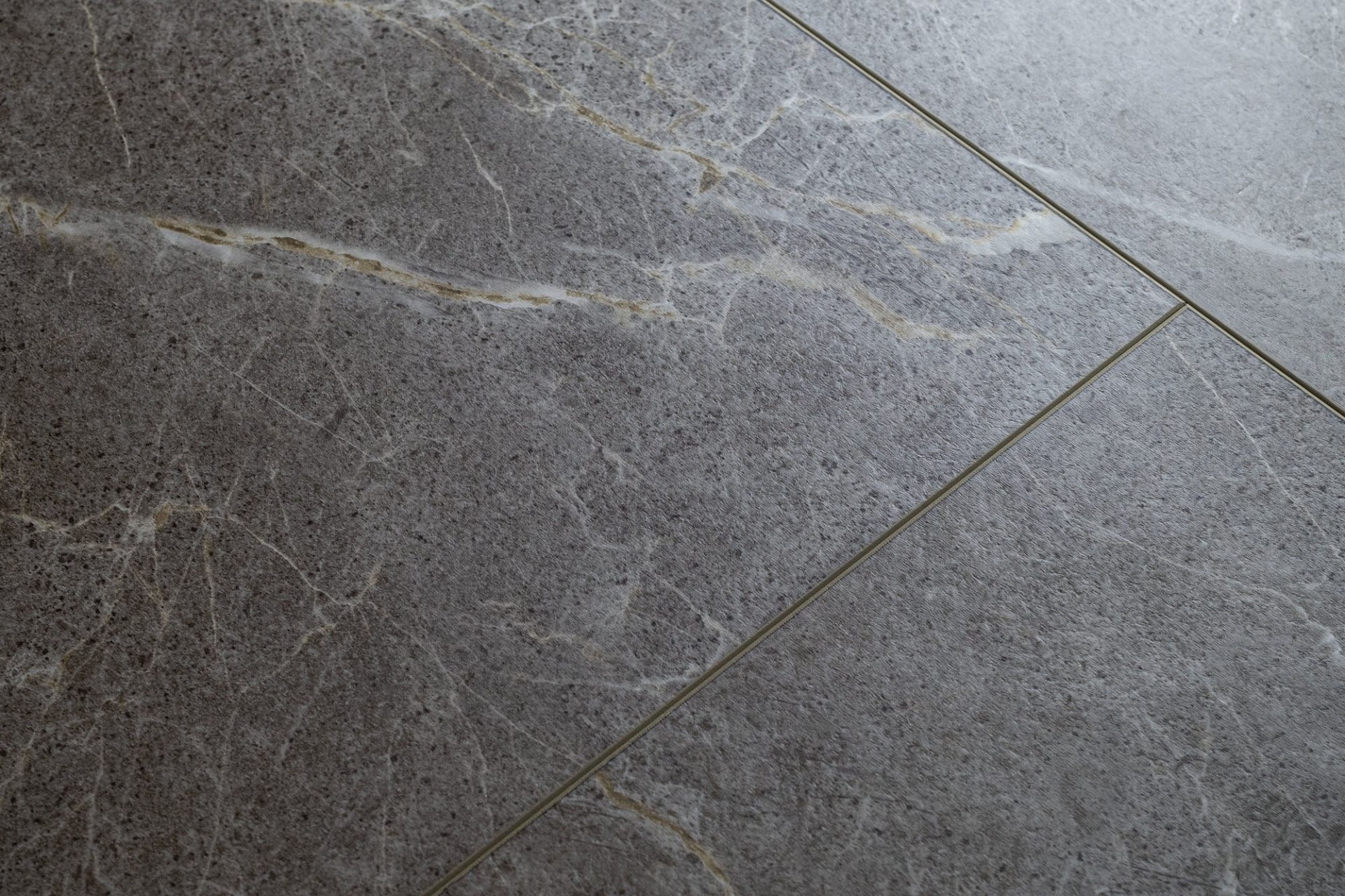 Кварцвиниловый SPC ламинат Damy Floor Ascent Strong Макалу LQ8132-2-ST 610×305×5
