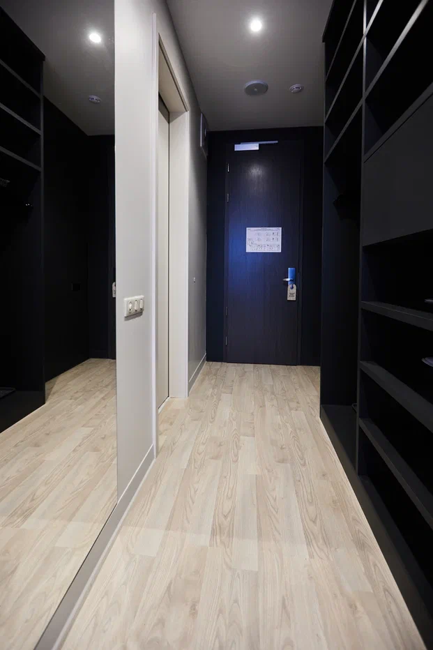 Композитная паркетная доска Quartz Parquet Классик Дуб песочный 408 400-1220×152×5 фото в интерьере Композитная паркетная доска Quartz Parquet Классик Дуб песочный 408 400-1220×152×5 фото в интерьере