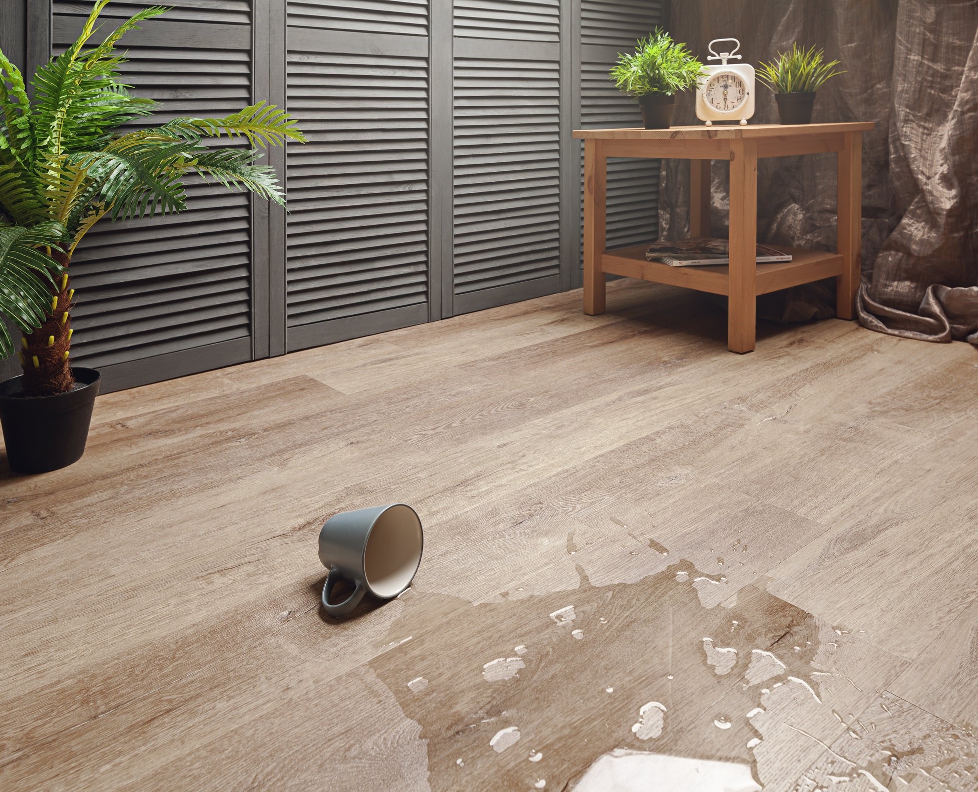 Кварцвиниловая плитка Aquafloor клеевая RealWood Glue AF6032 1219,2×177,8×2 фото в интерьере