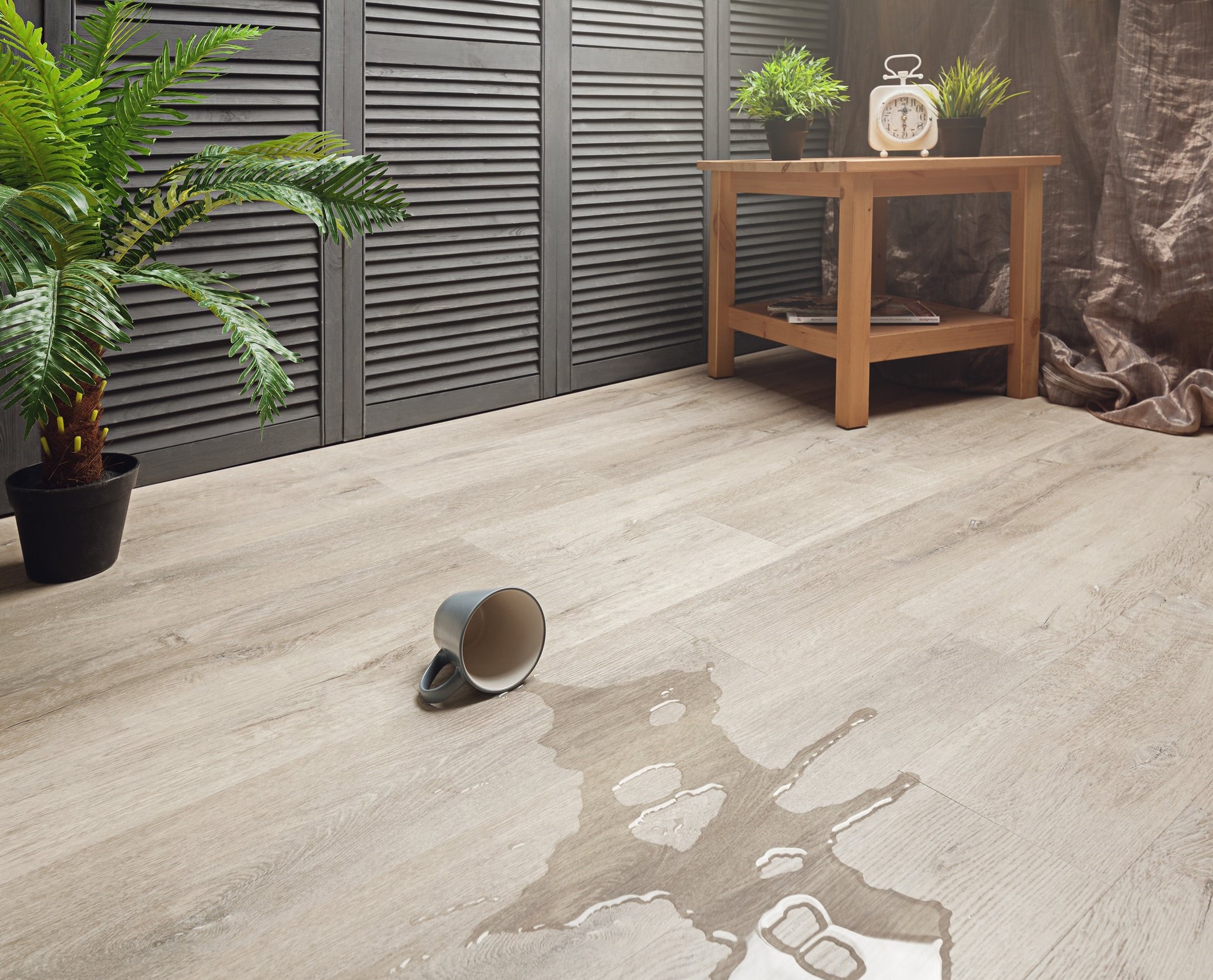 Кварцвиниловая плитка Aquafloor клеевая RealWood Glue AF6031 1219,2×177,8×2 фото в интерьере