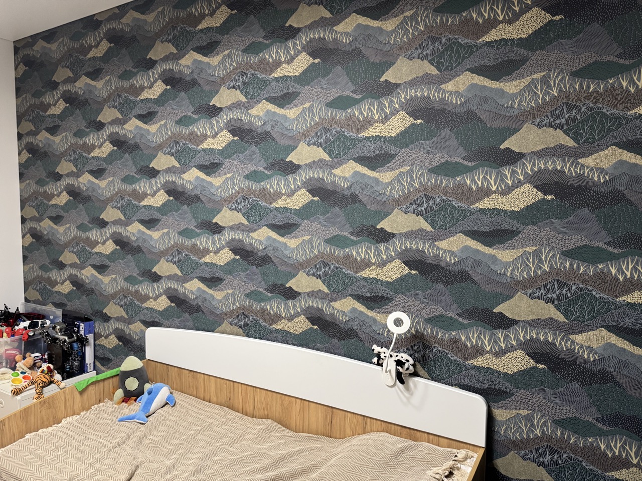 Обои Luna Сага о Лесе Lun2 004/1 10,05×1 фото в интерьере Обои Luna Сага о Лесе Lun2 004/1 10,05×1 фото в интерьере