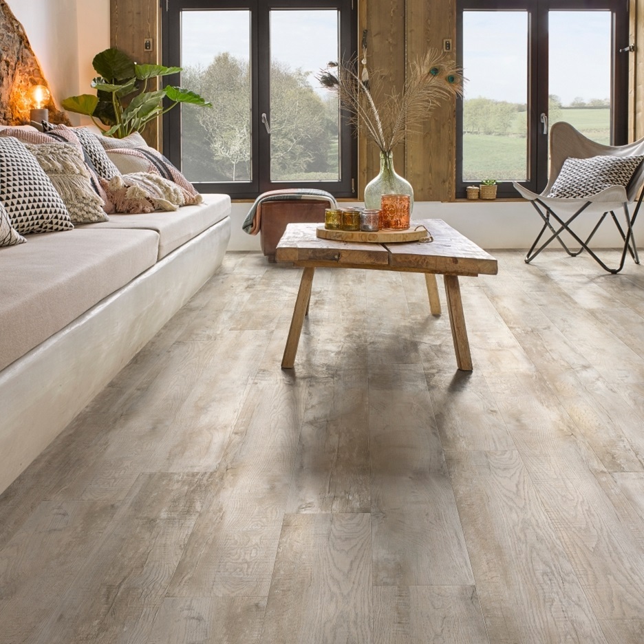 Кварцвиниловая плитка Moduleo клеевая Country Oak 24130 1320×196×2,35 фото в интерьере