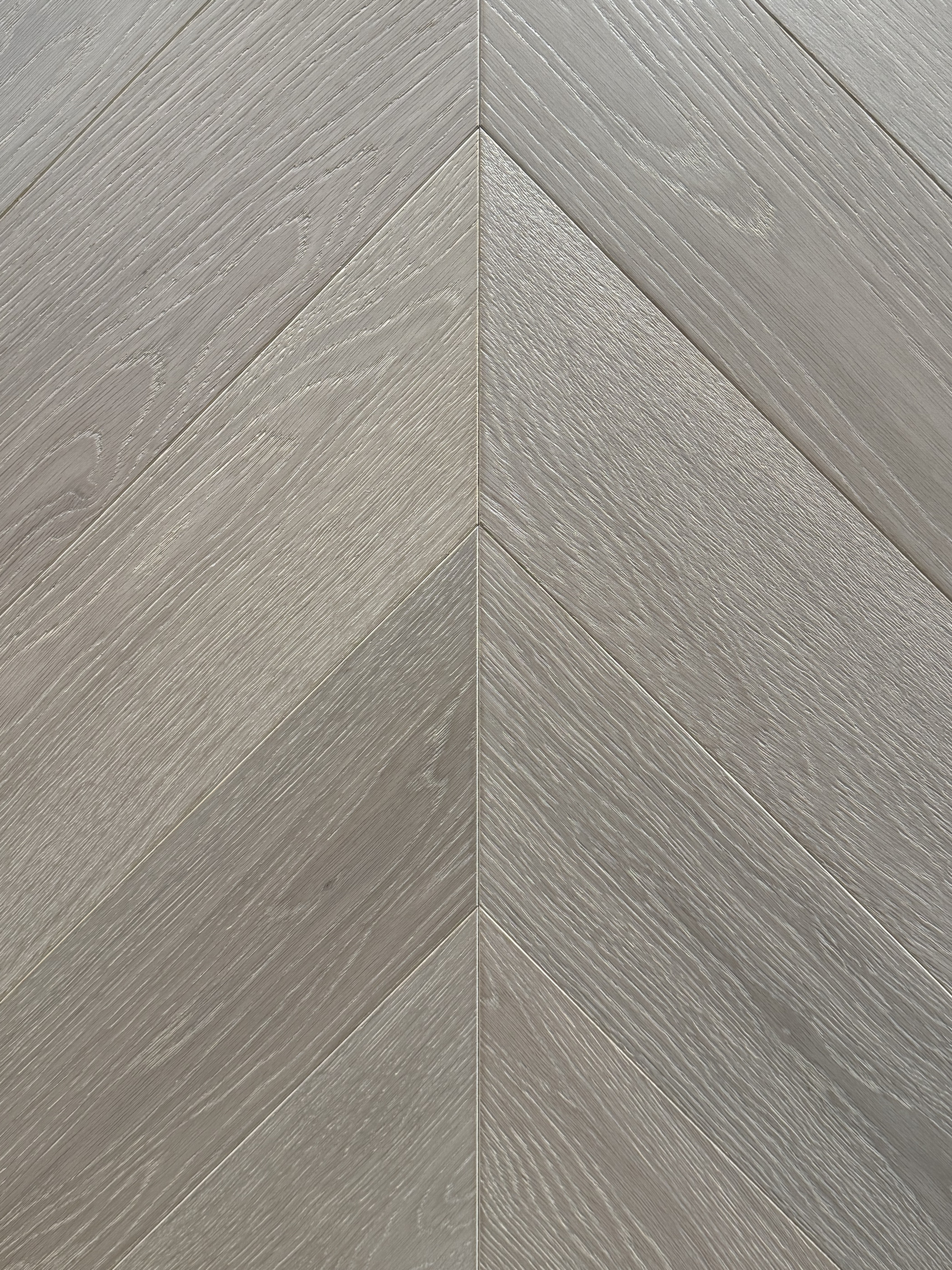 Инженерная доска HM Flooring Дуб Pearl Прайм французская елка 460×125×14 Инженерная доска HM Flooring Дуб Pearl Прайм французская елка 460×125×14