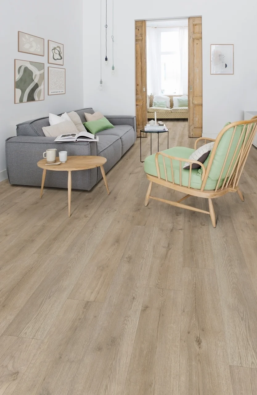 Кварцвиниловый SPC ламинат Adelar Eterna Acoustic Major Oak 05829 400087688 1220×181×6 фото в интерьере