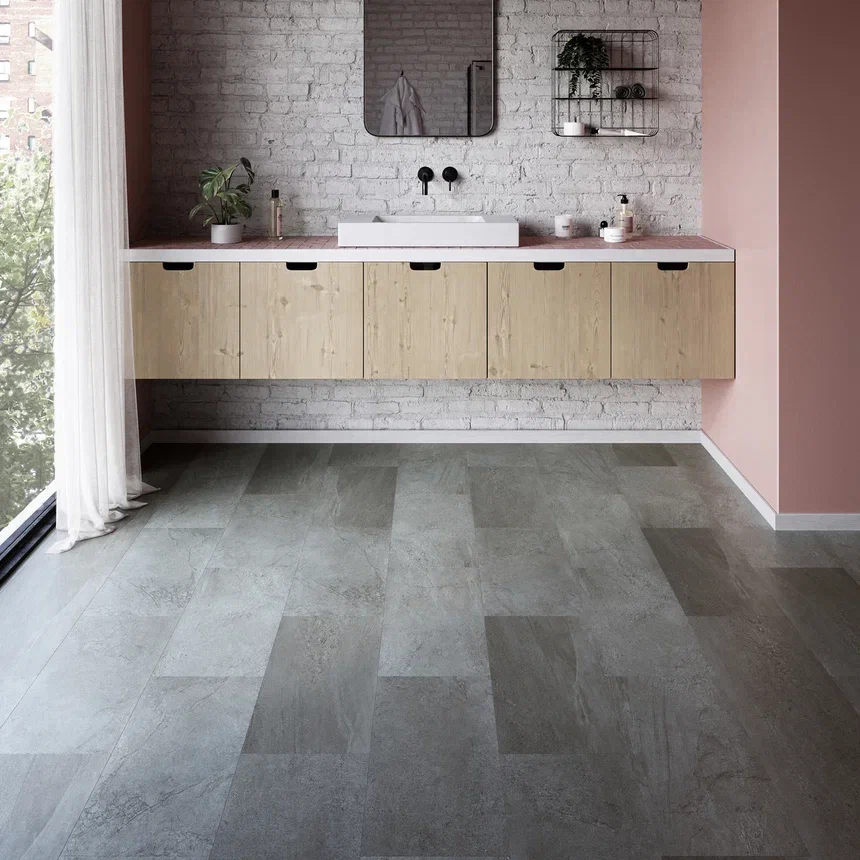 Кварцвиниловая плитка Invictus клеевая Maximus Tile Groovy Granite Lava 610×305×2,5 фото в интерьере