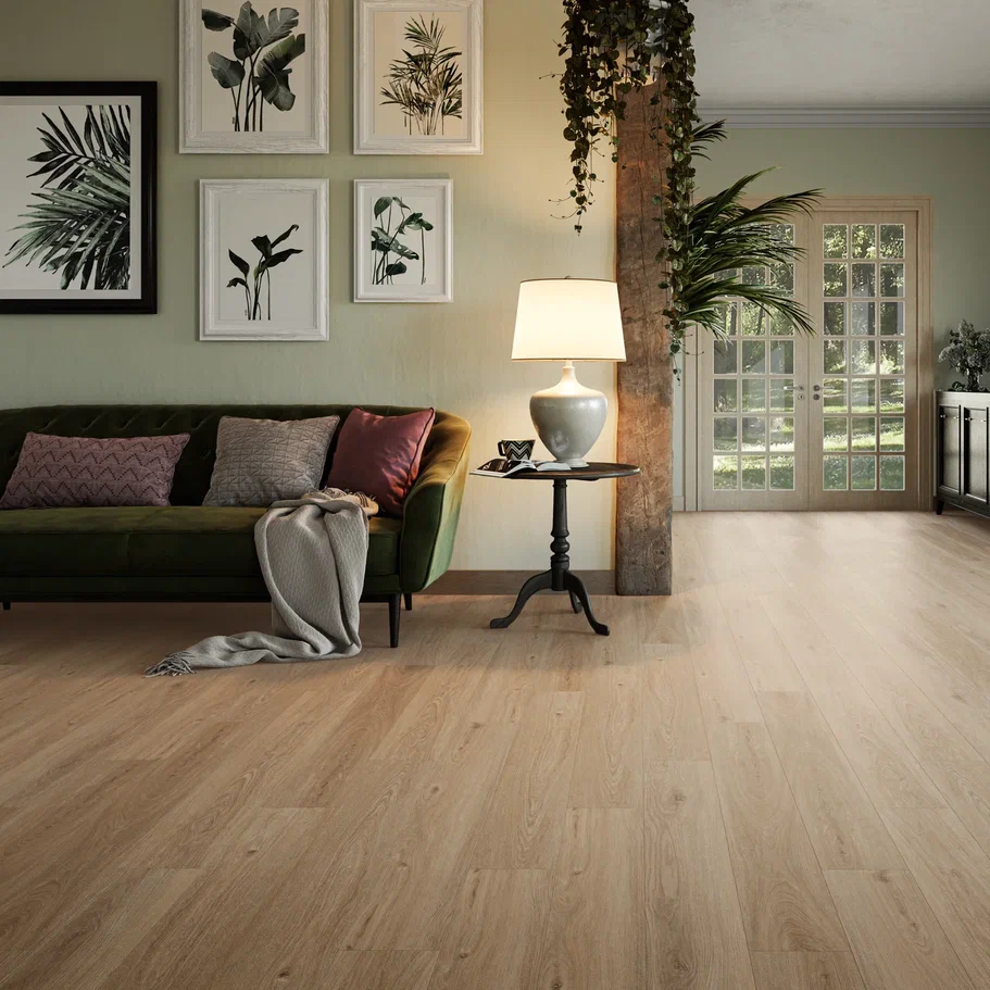 Кварцвиниловая плитка Invictus клеевая Primus Plank Sherwood Oak Mink 1219×178×2 фото в интерьере