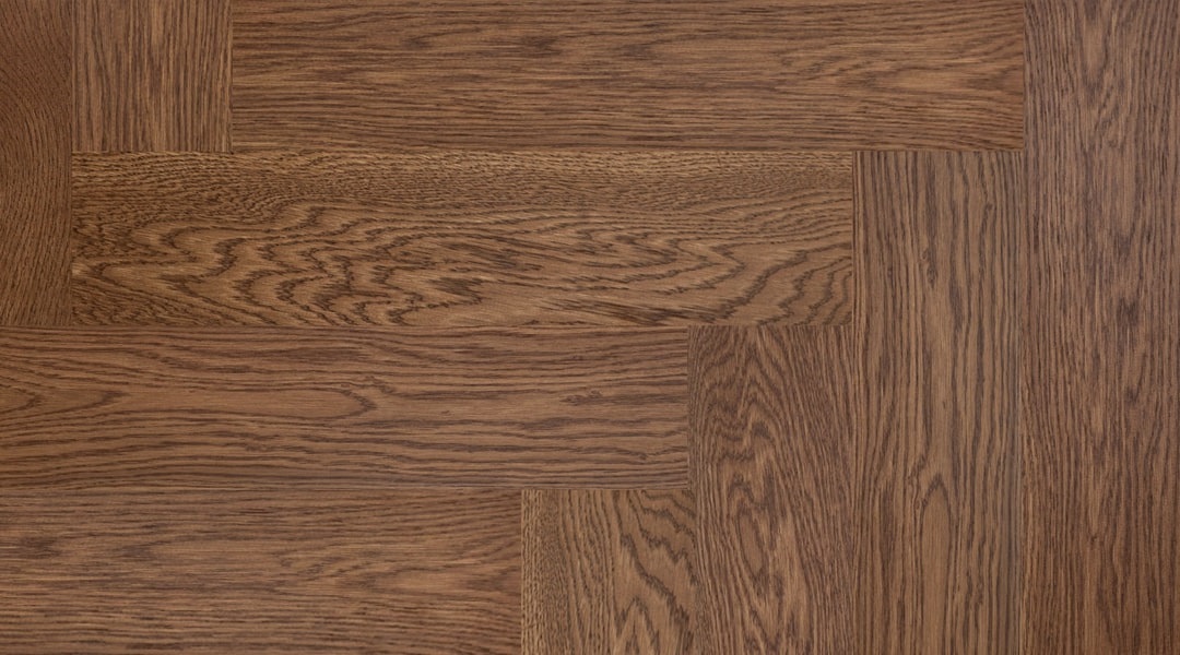 Паркетная доска Auswood Travel Herringbone Oak Lazaro NFH471 АBСD венгерская елка 600×125×12 Паркетная доска Auswood Travel Herringbone Oak Lazaro NFH471 АBСD венгерская елка 600×125×12