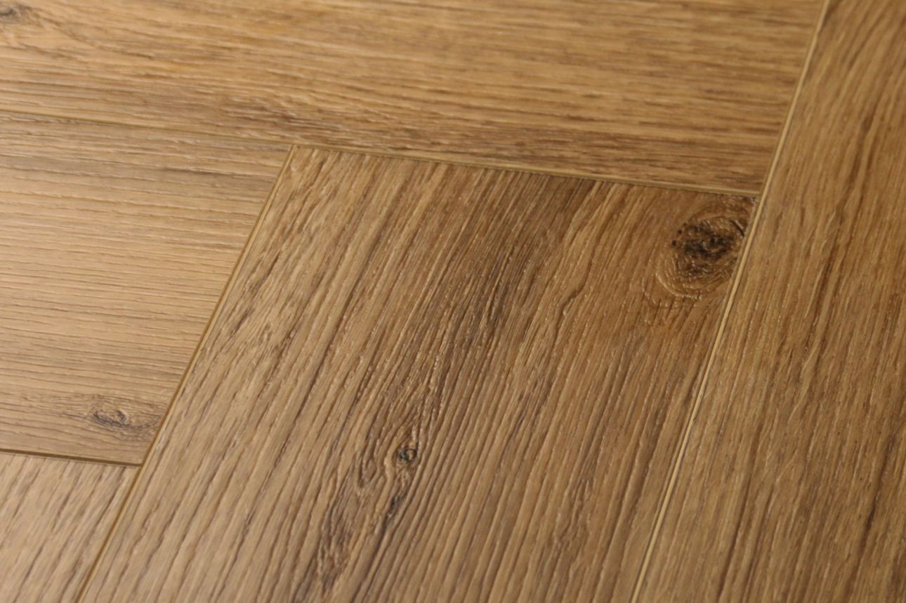 Кварцвиниловая плитка Damy Floor клеевая London LVT Лидс 5246-10-LVT венгерская елка 590×118×2,5