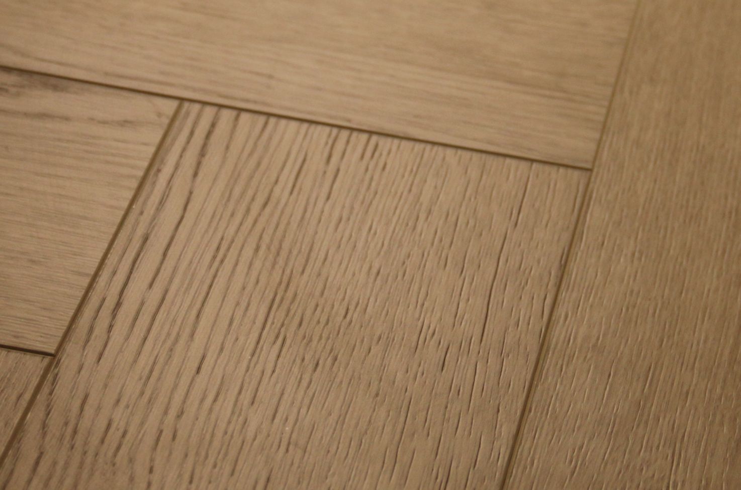 Кварцвиниловый SPC ламинат Damy Floor London Брайтон 5248-8 венгерская елка 615×123×4,2