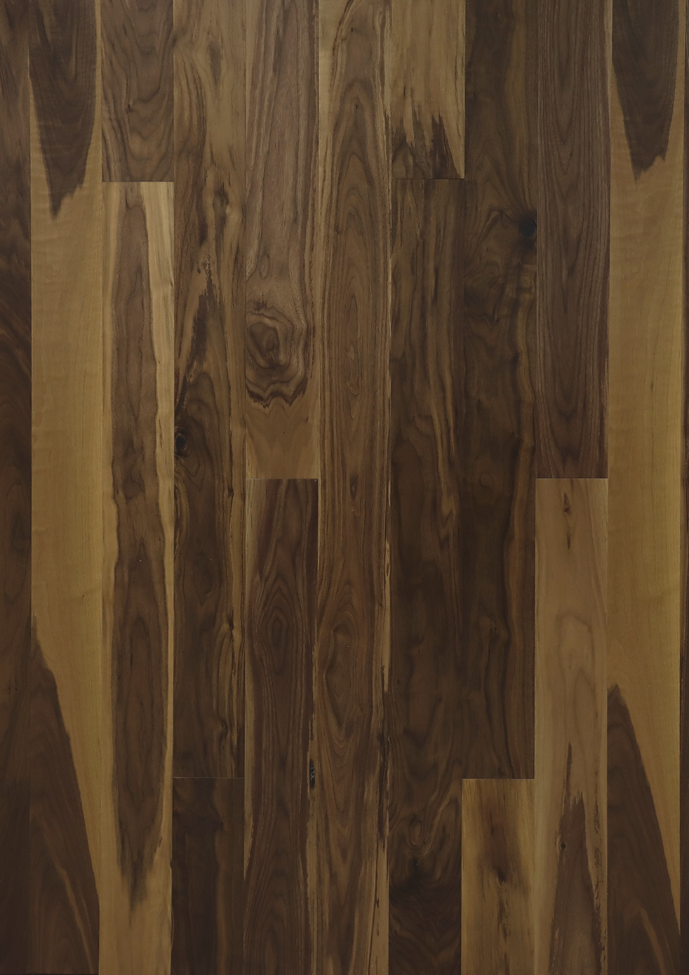Паркетная доска Karelia Earth Орех Walnut Story 138 11711246A0100111 Country 2000×138×14