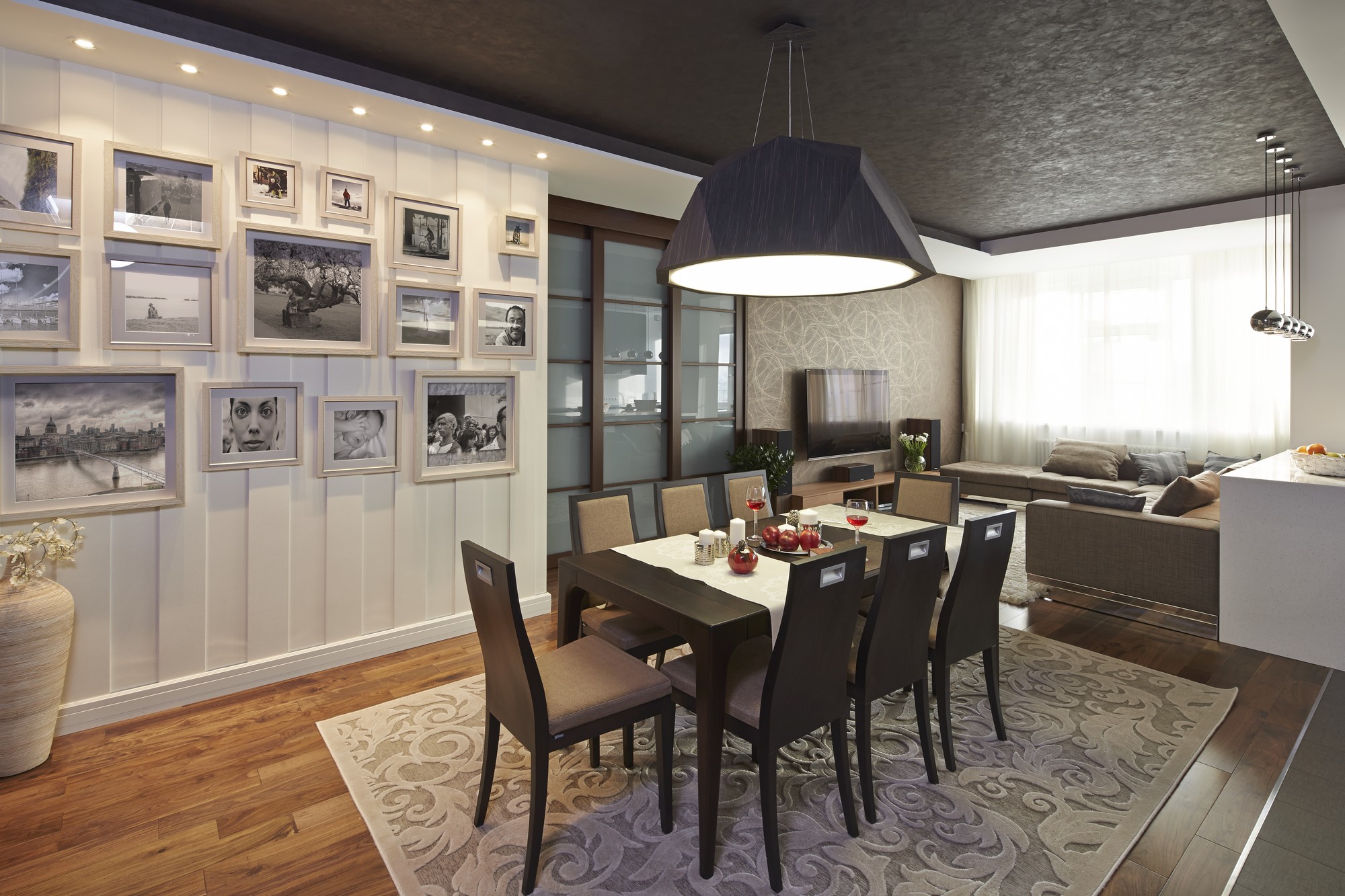 Краска декоративная Lanors Monro Silver 0,4 кг фото в интерьере