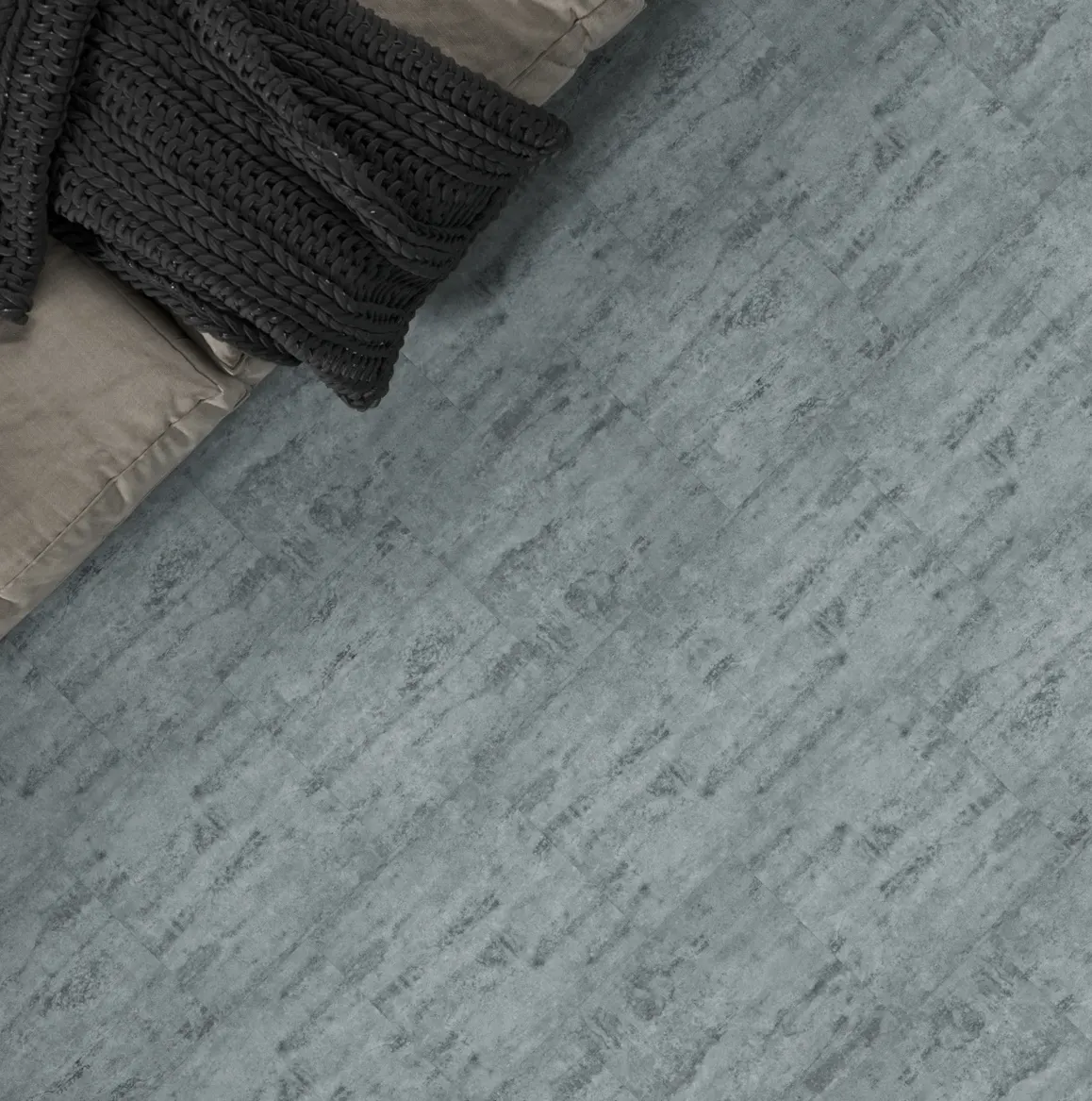 Кварцвиниловая плитка FineFlex клеевая FX-Stone Гестола FX 206 F 400×400×2,2 фото в интерьере