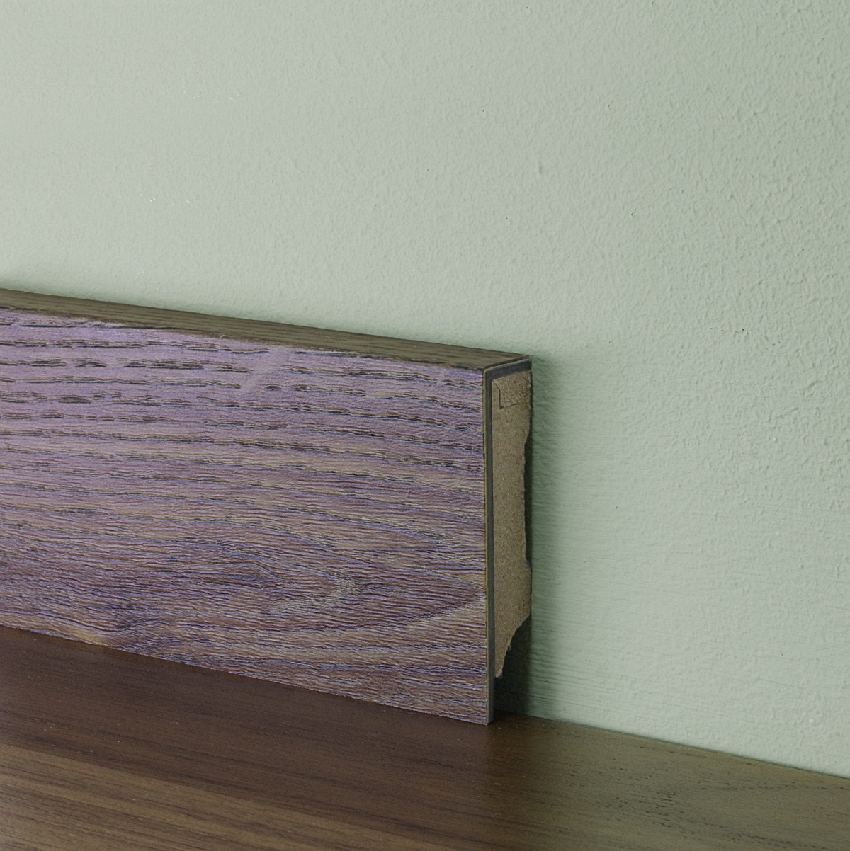 Виниловый плинтус для пола